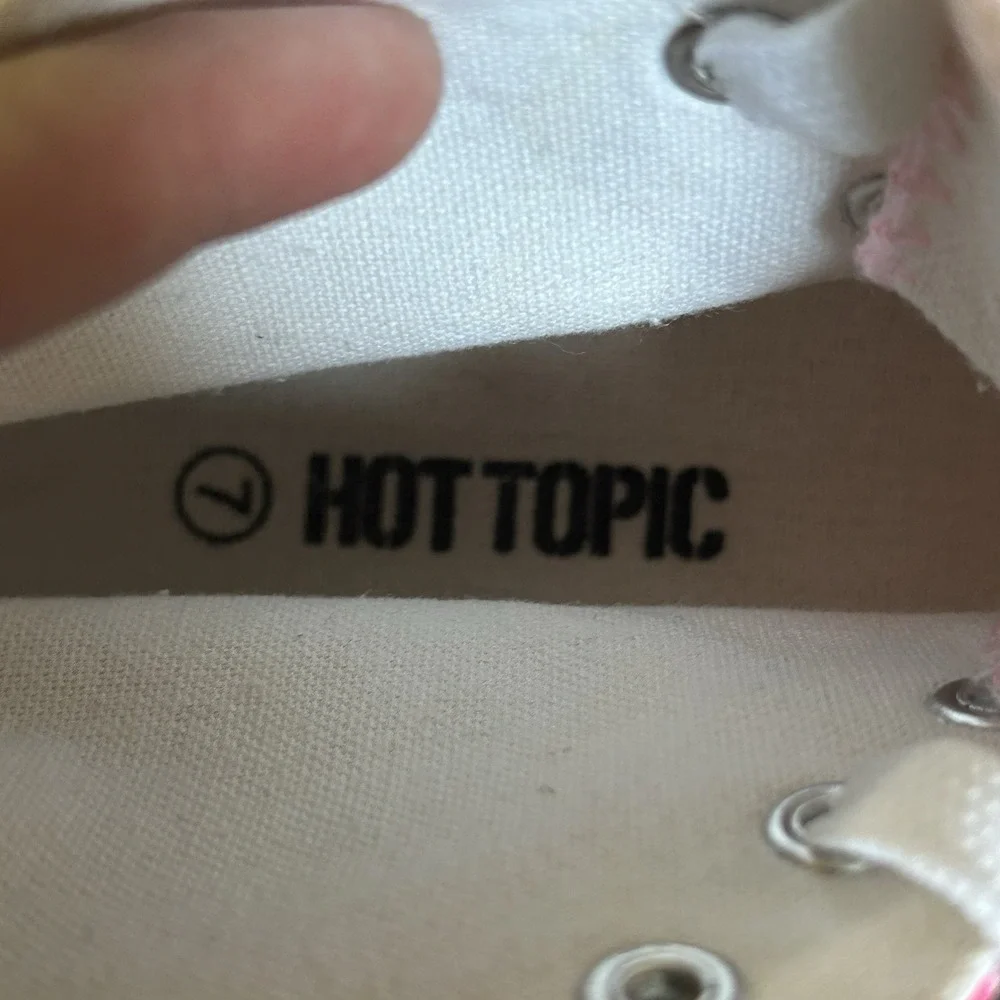 Hot Topic Strawberry Milk Pink Platform High Top Canvas Sneakers Women's 7 Shoes
